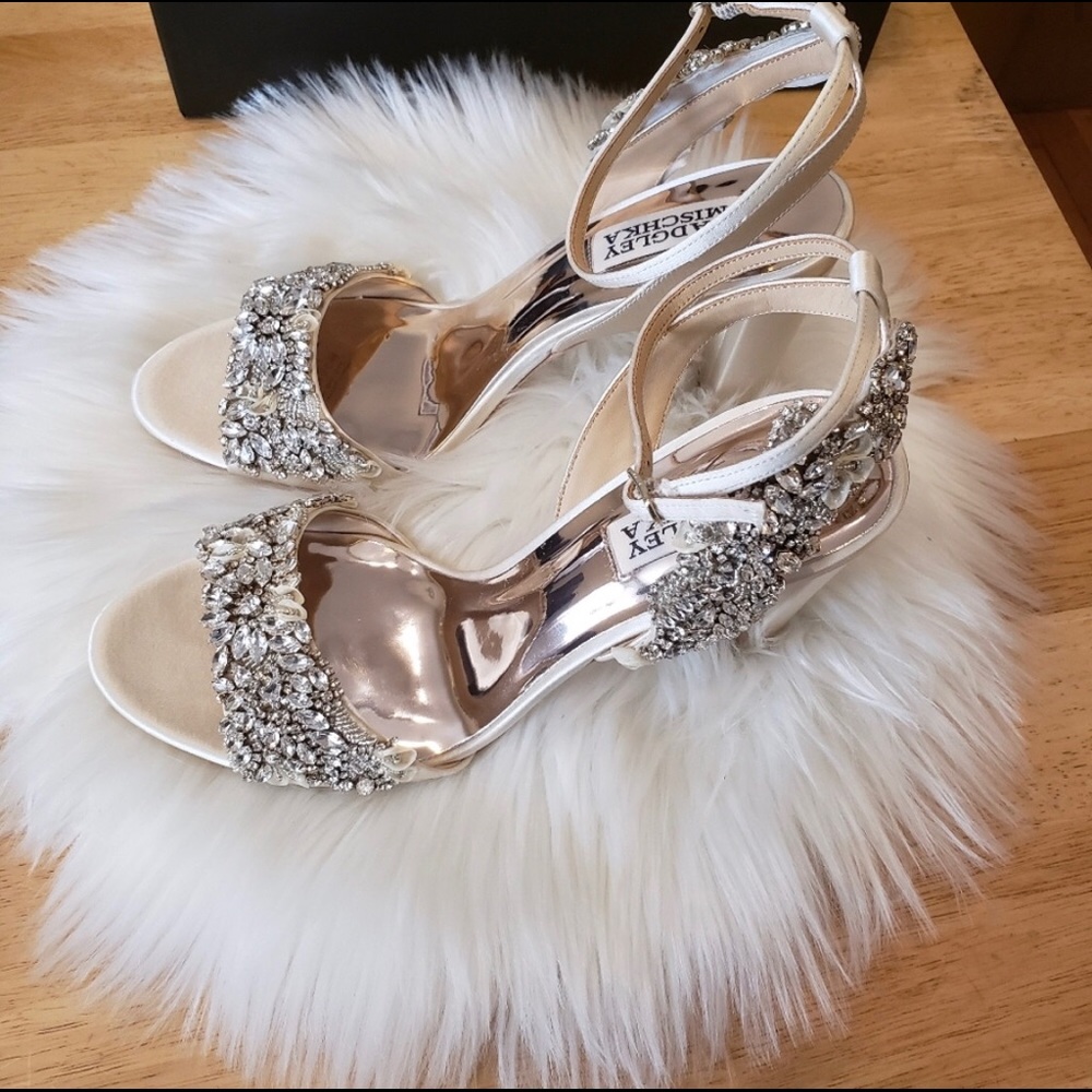 Badgley Mischka Libby heels